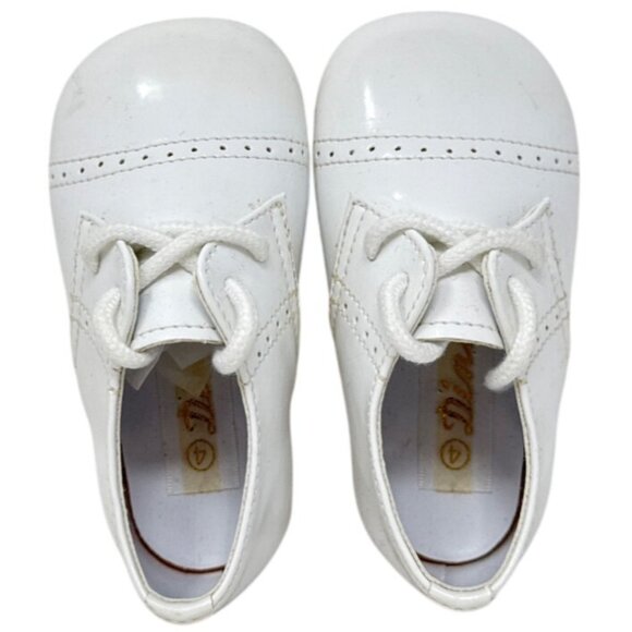 Dinkie Baby White Patent Leather Shoes Size 4 With Box - Picture 5 of 6